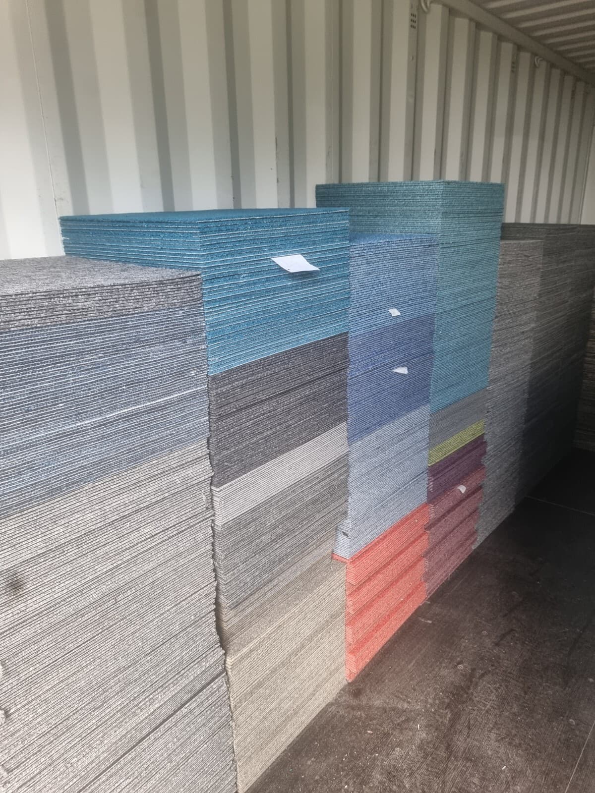 Box Of 20 Random Used Patchwork Carpet Tiles 50x50cm Delivery Uk Mainland Only