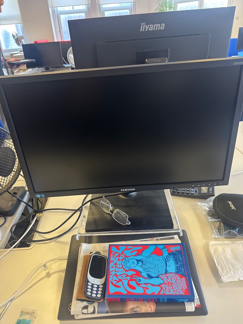 Computer monitor