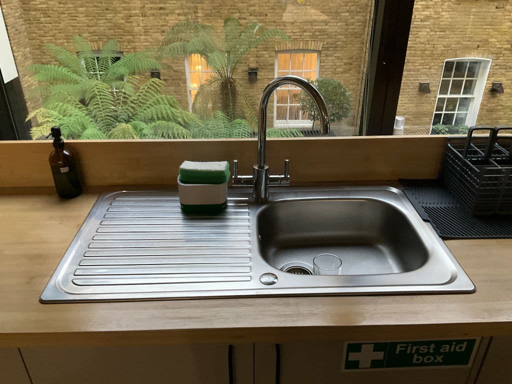Kitchen sinks