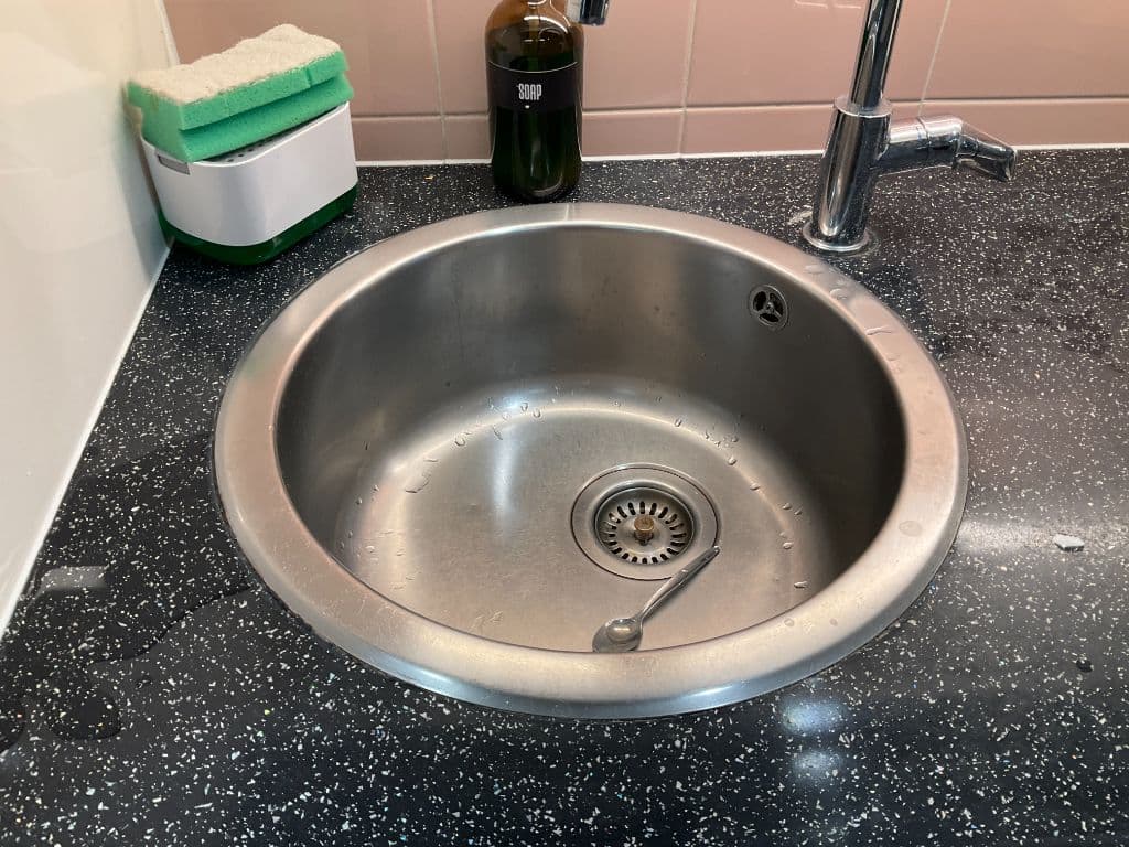 Kitchen sinks