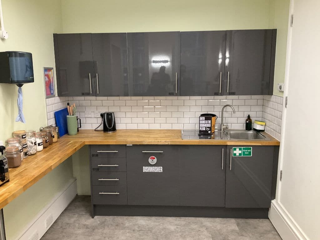 Kitchenette units