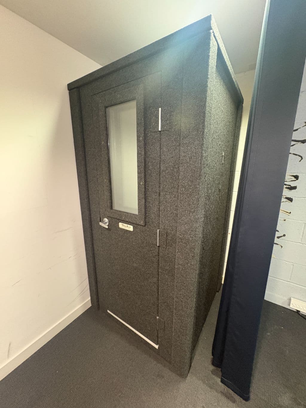 Whisperroom acoustic sound isolation booth