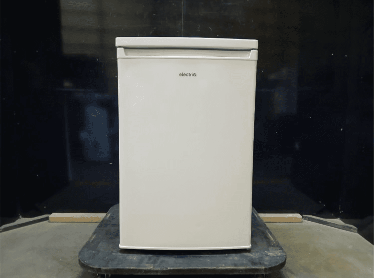 Refurbished electriQ 109 Litre Freestanding Under Counter Fridge with Ice Box - White