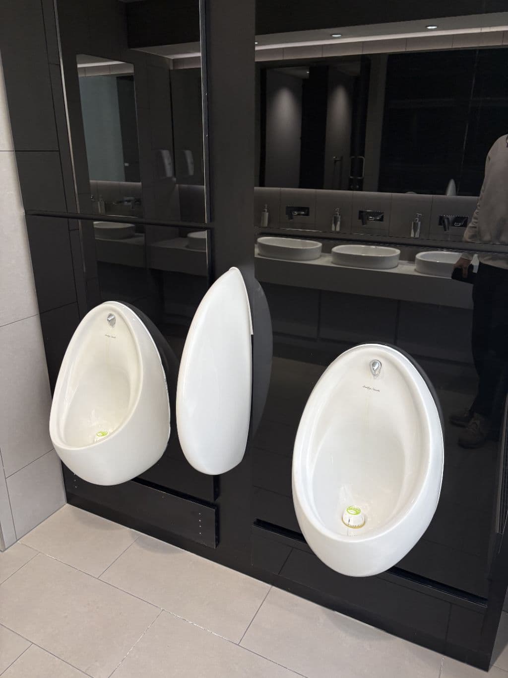 Wall-hung Urinal