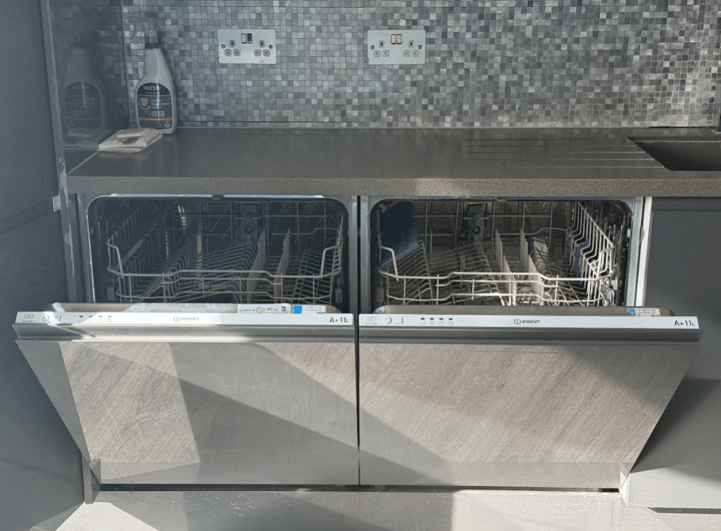 Integrated Dishwasher
