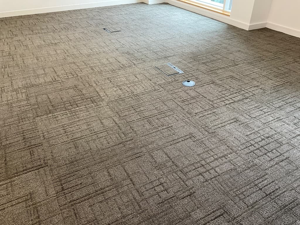 Pile carpet tiles