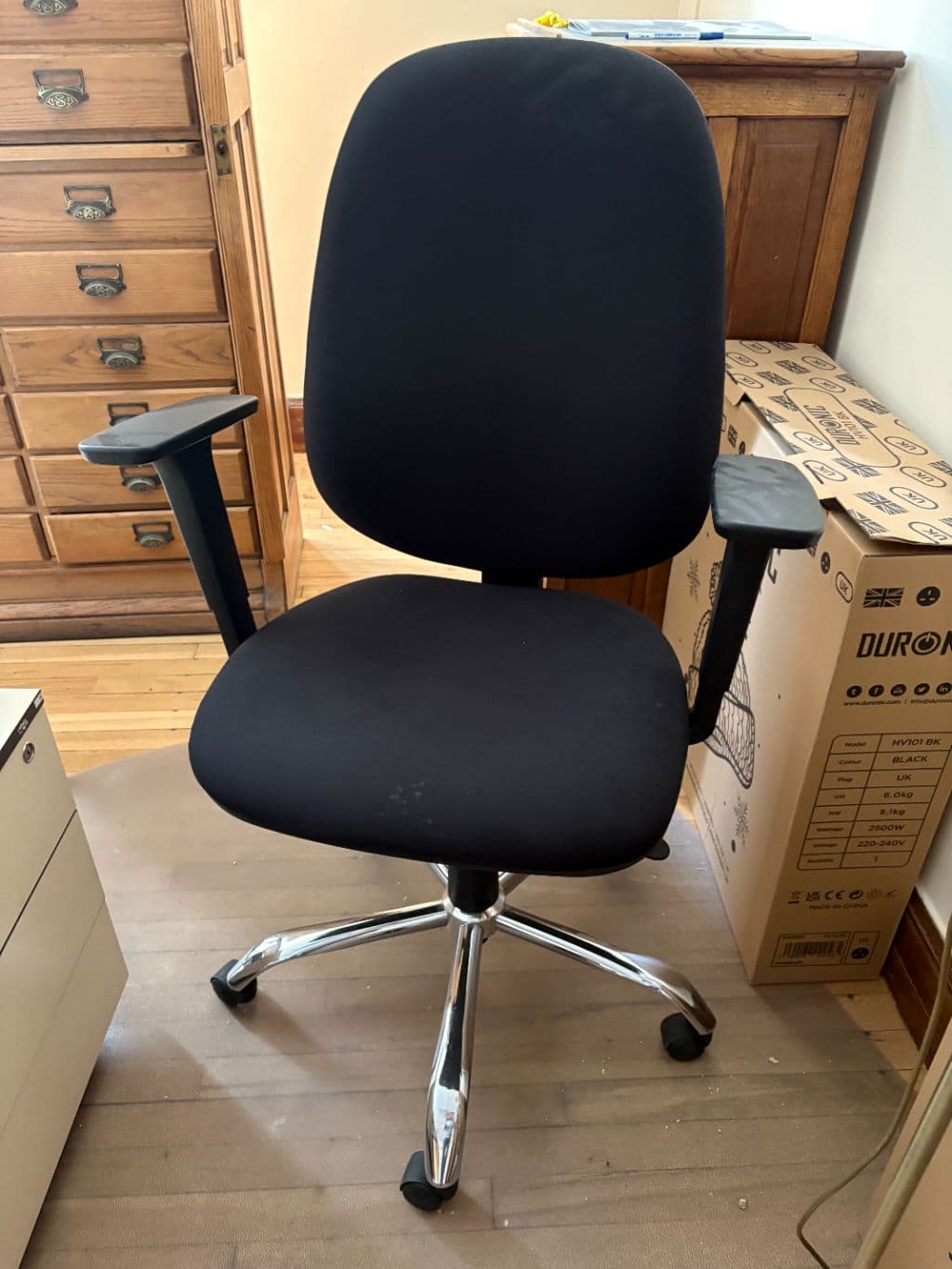 Swivel Office Task Chair