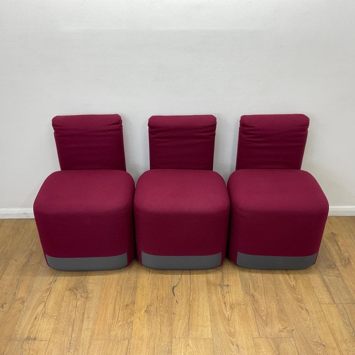 Viccarbe Season Set of 3 Pink Reception Chairs