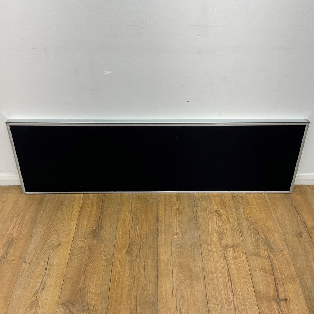 Black 1380mm Desktop Screen