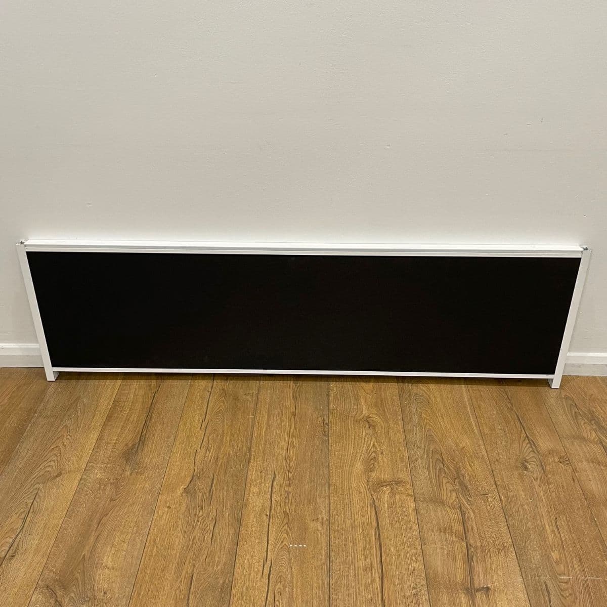 Black 1400mm Desktop Screen