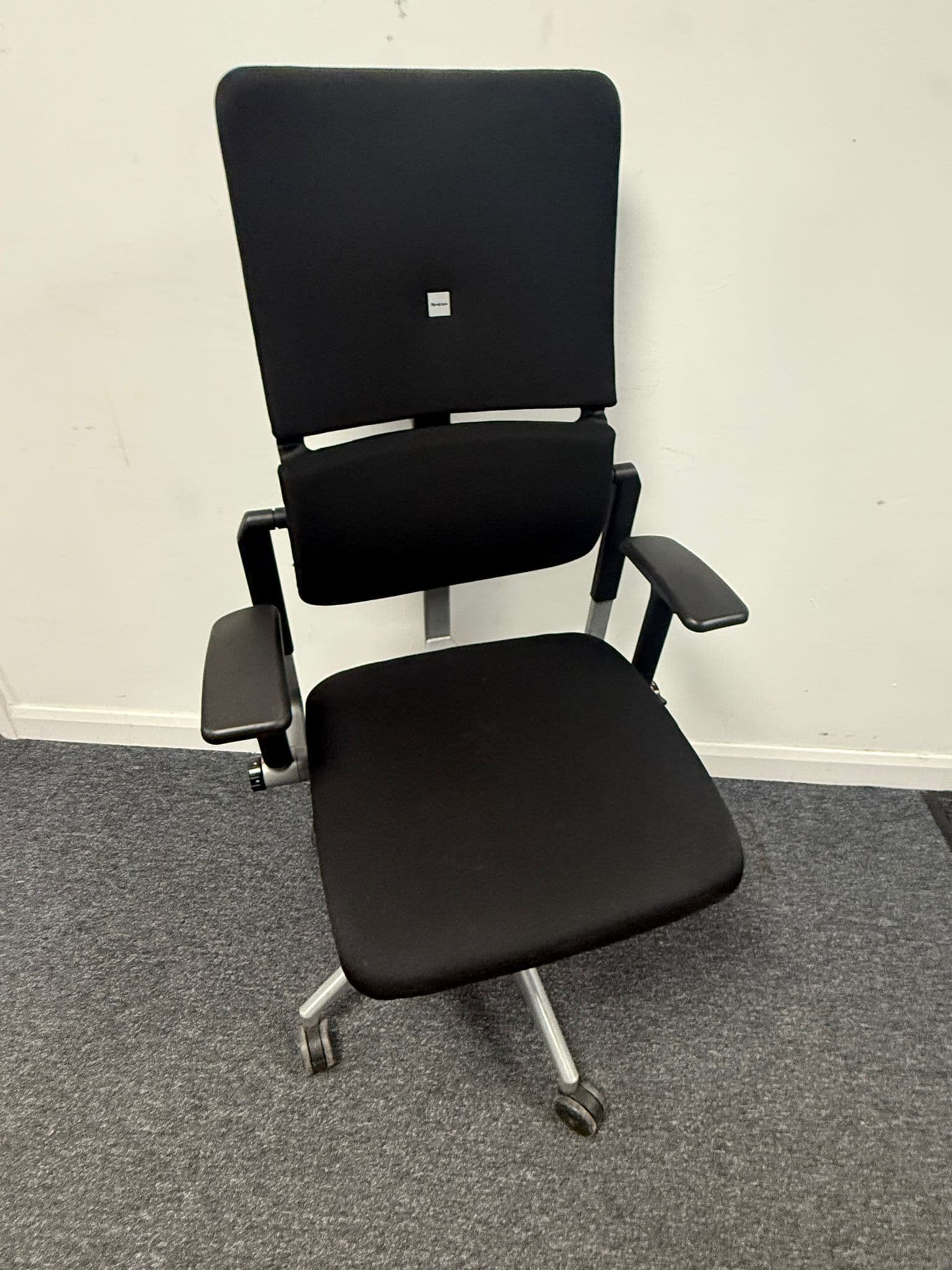 Steelcase Please V2 Executive Task Chair