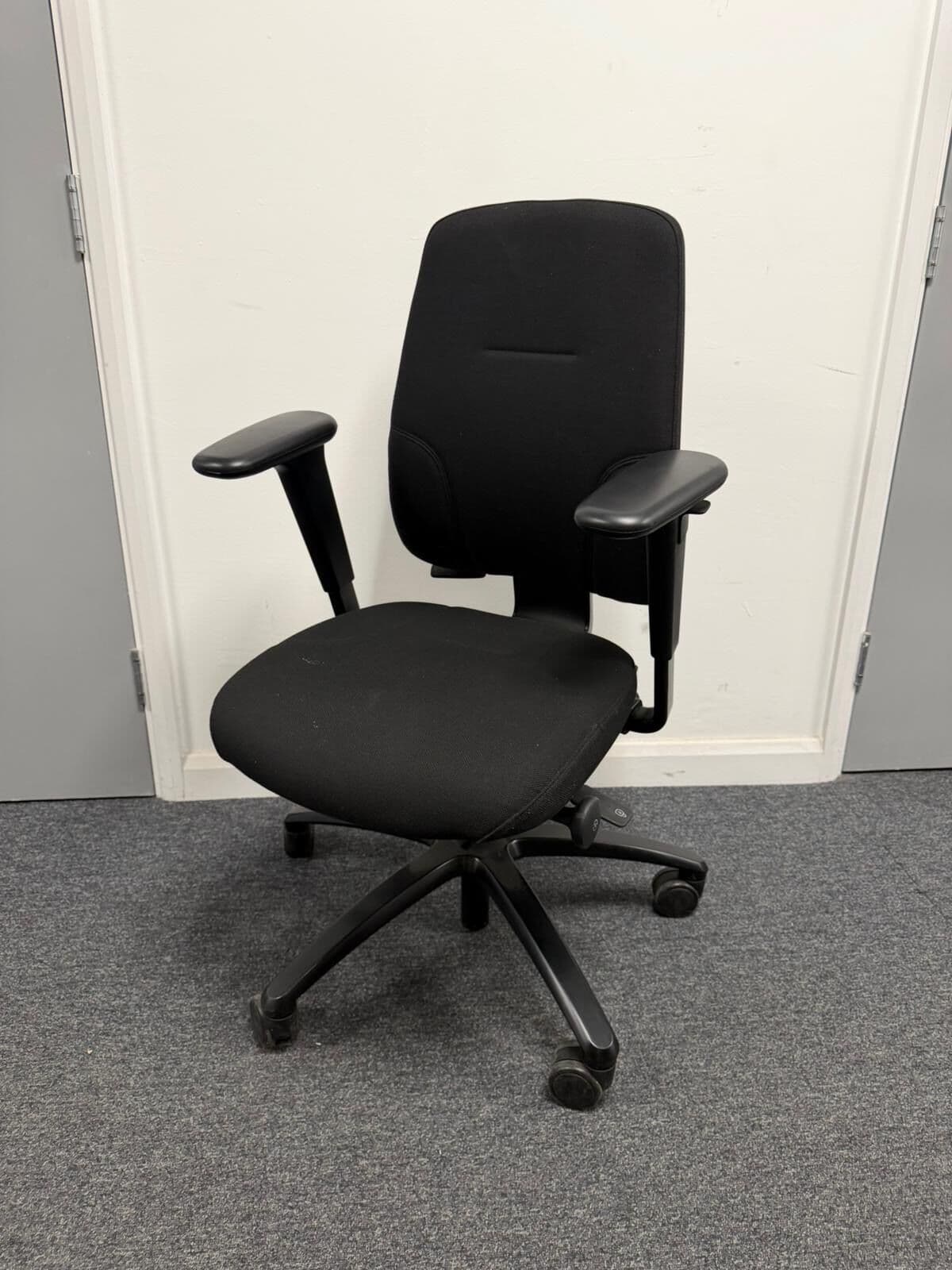 RH Logic 200 Medium Back Executive Task Chair with Arms in Black New Model