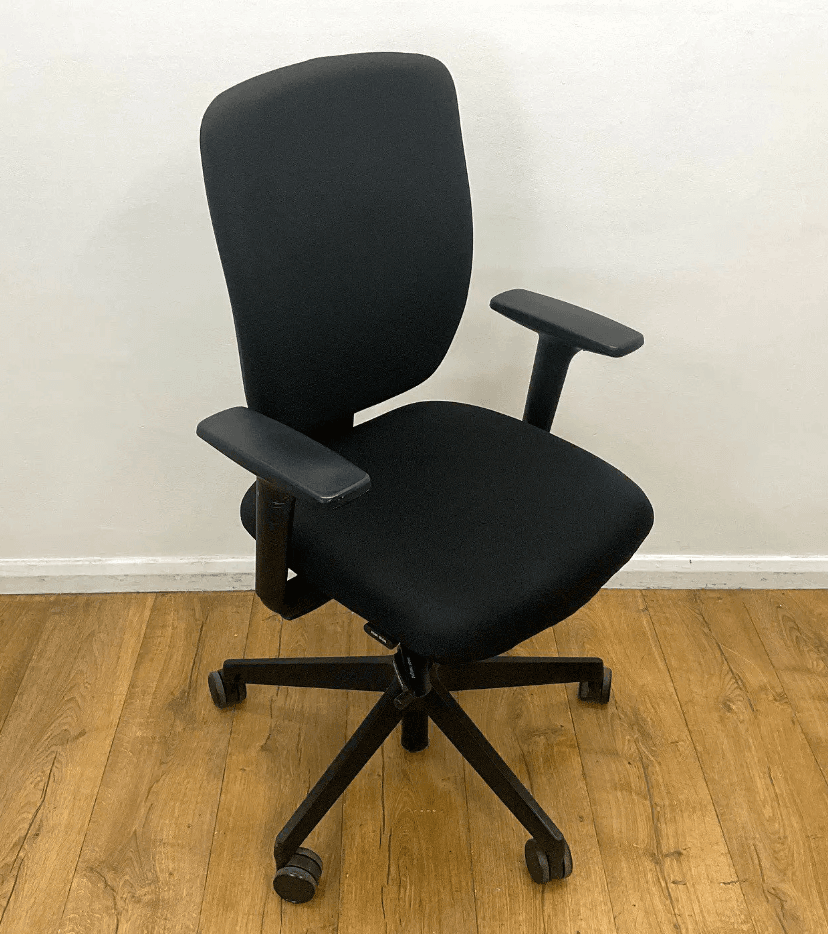 Senator Dash Black Operator Chair