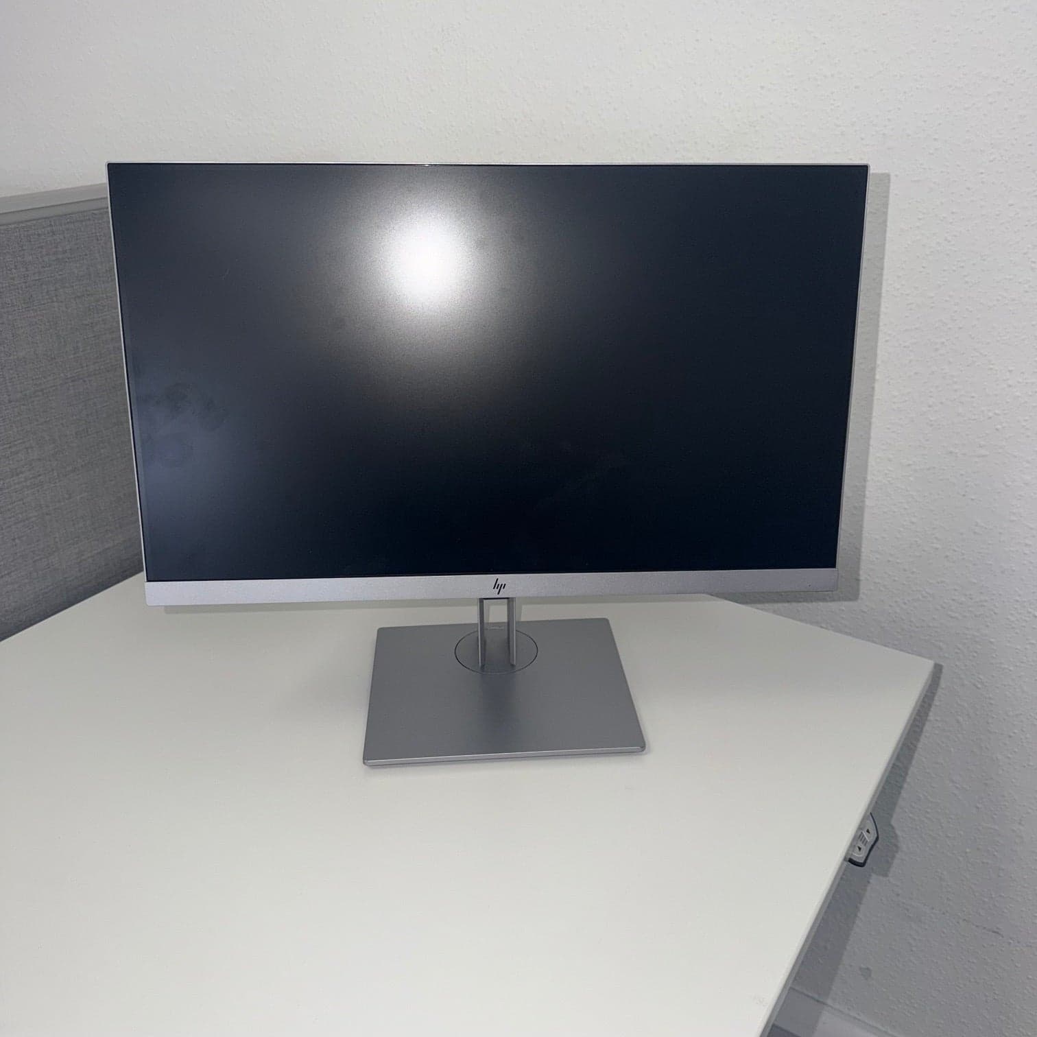 HP 23" Monitor