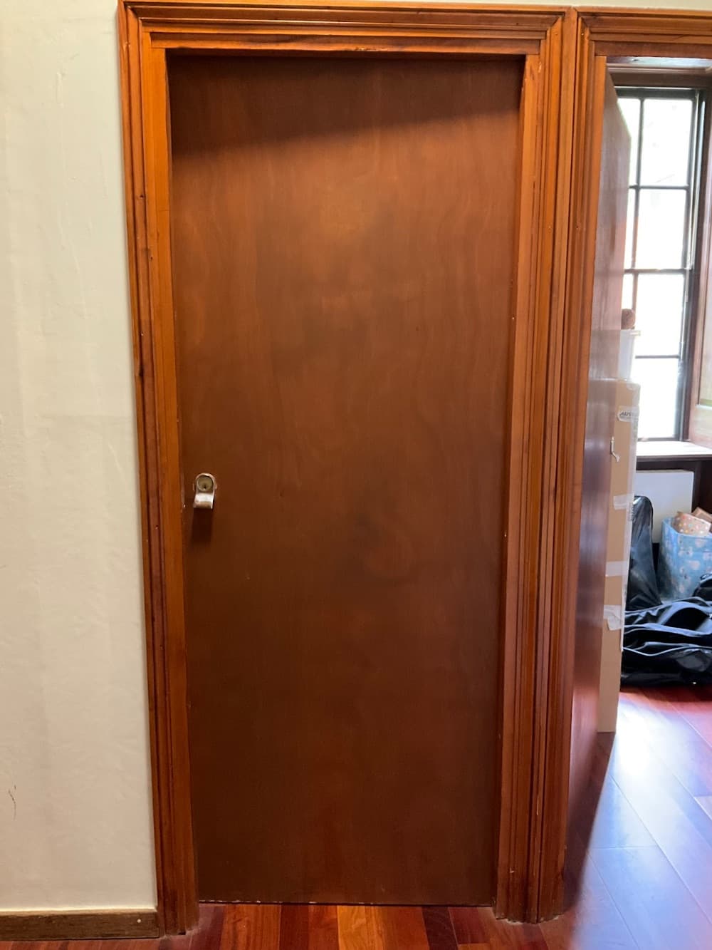 Door 02