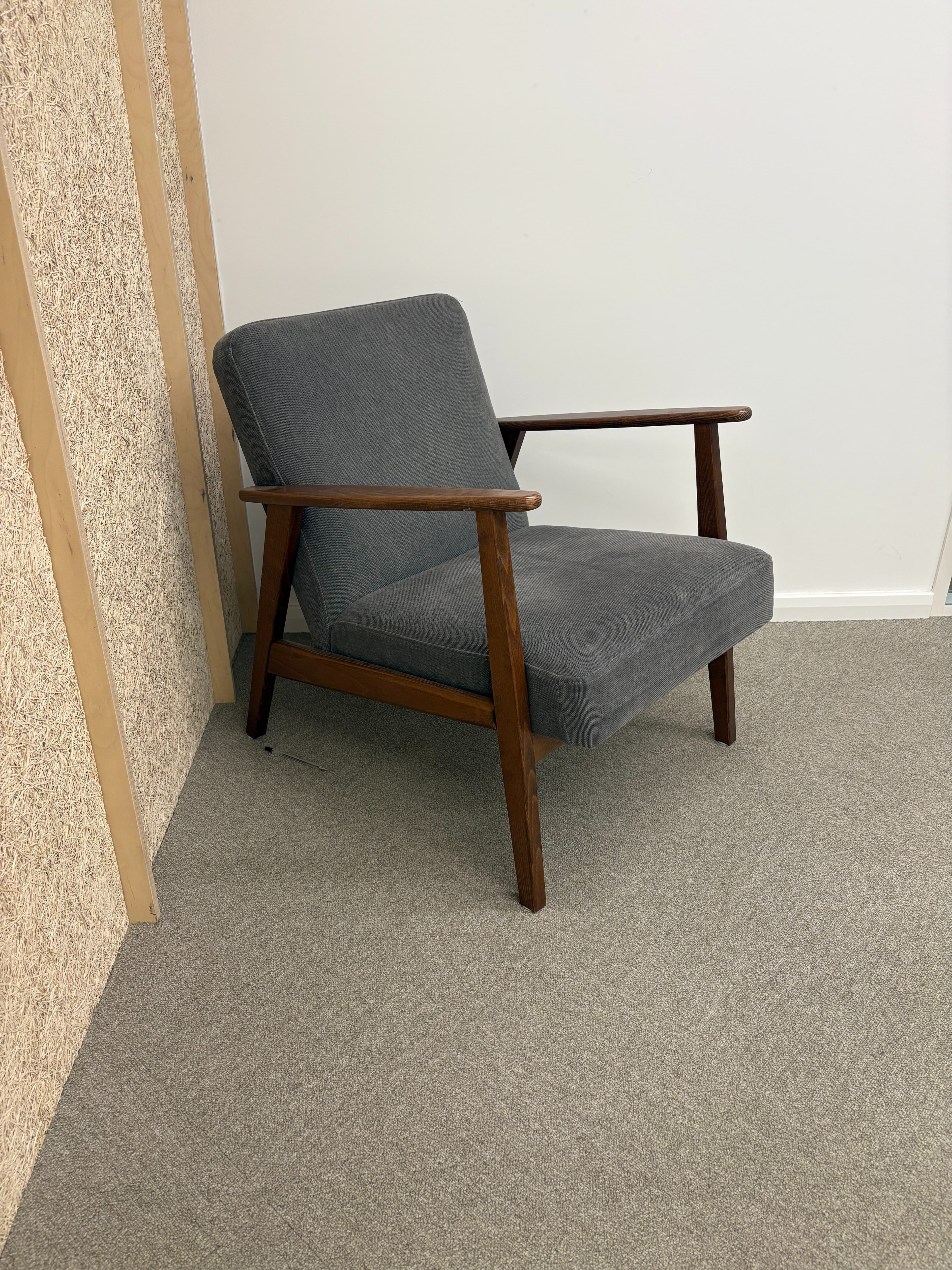 Lounge Chair