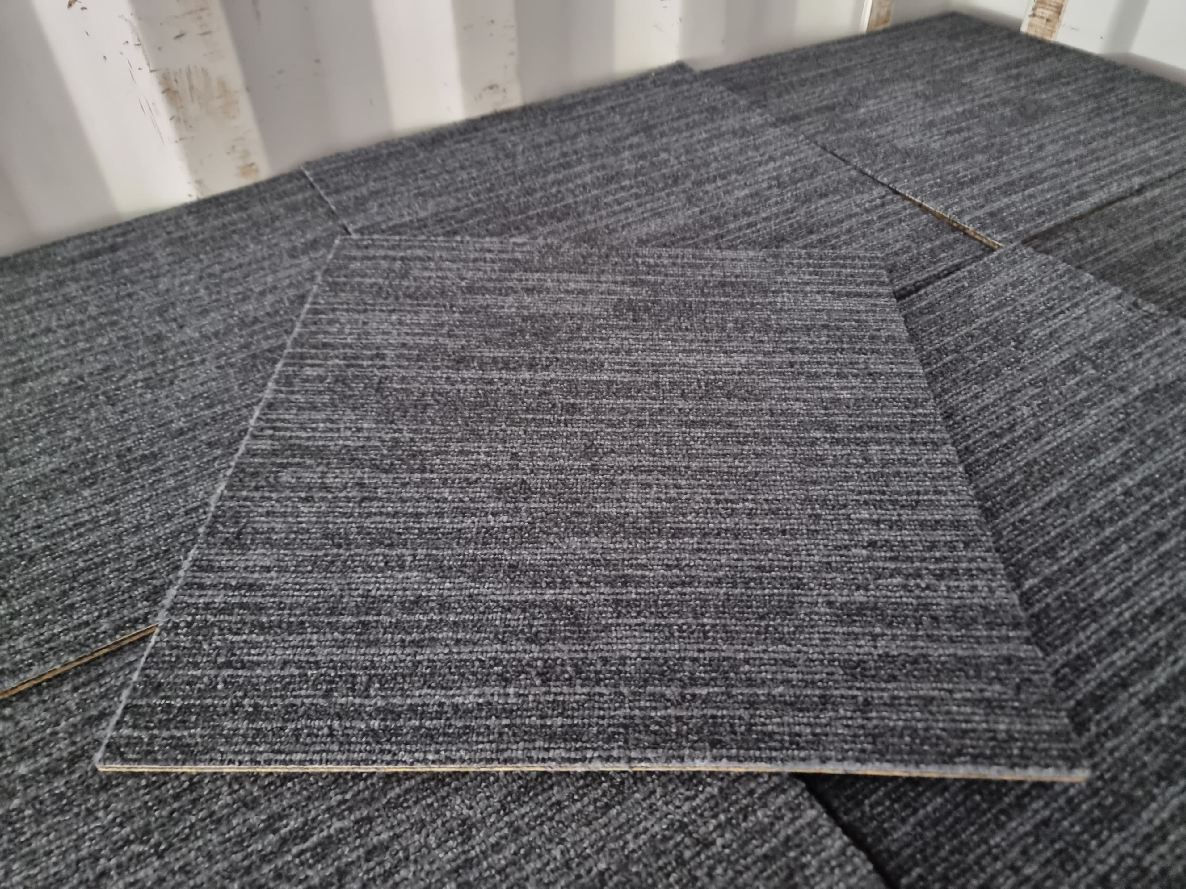 Grade C Milliken Nordic Stories Isograd 46x46cm Comfort Back Dark Grey Carpet Tiles
