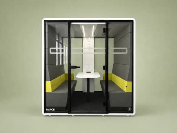 Used Hush Meet Pod
2 – 4 Person