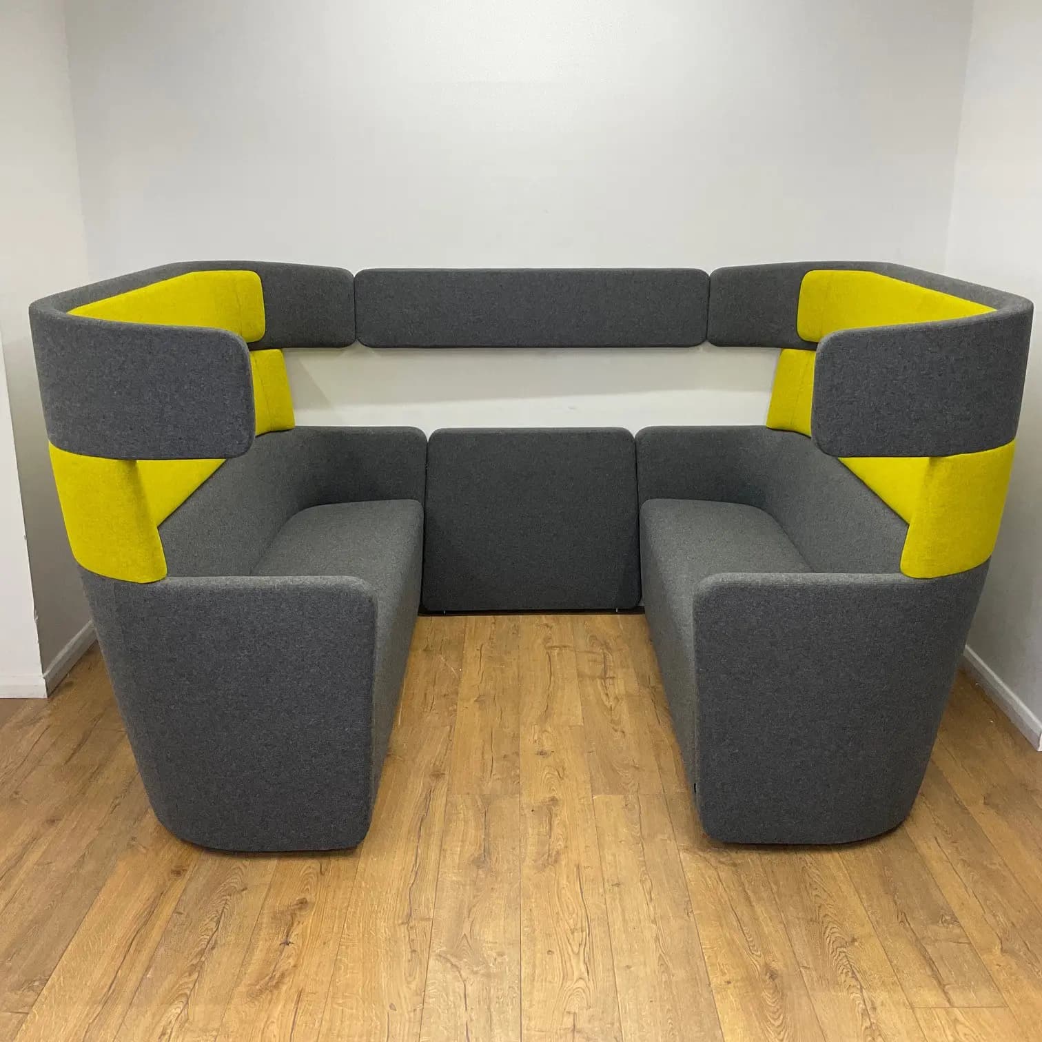 Grey & Yellow Bene Parcs Booth Seating