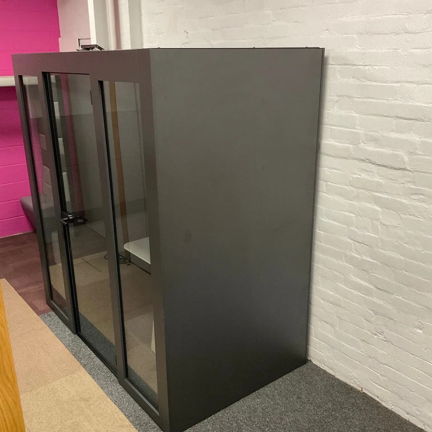 Narbutas Silent Room Grey Acoustic Pod