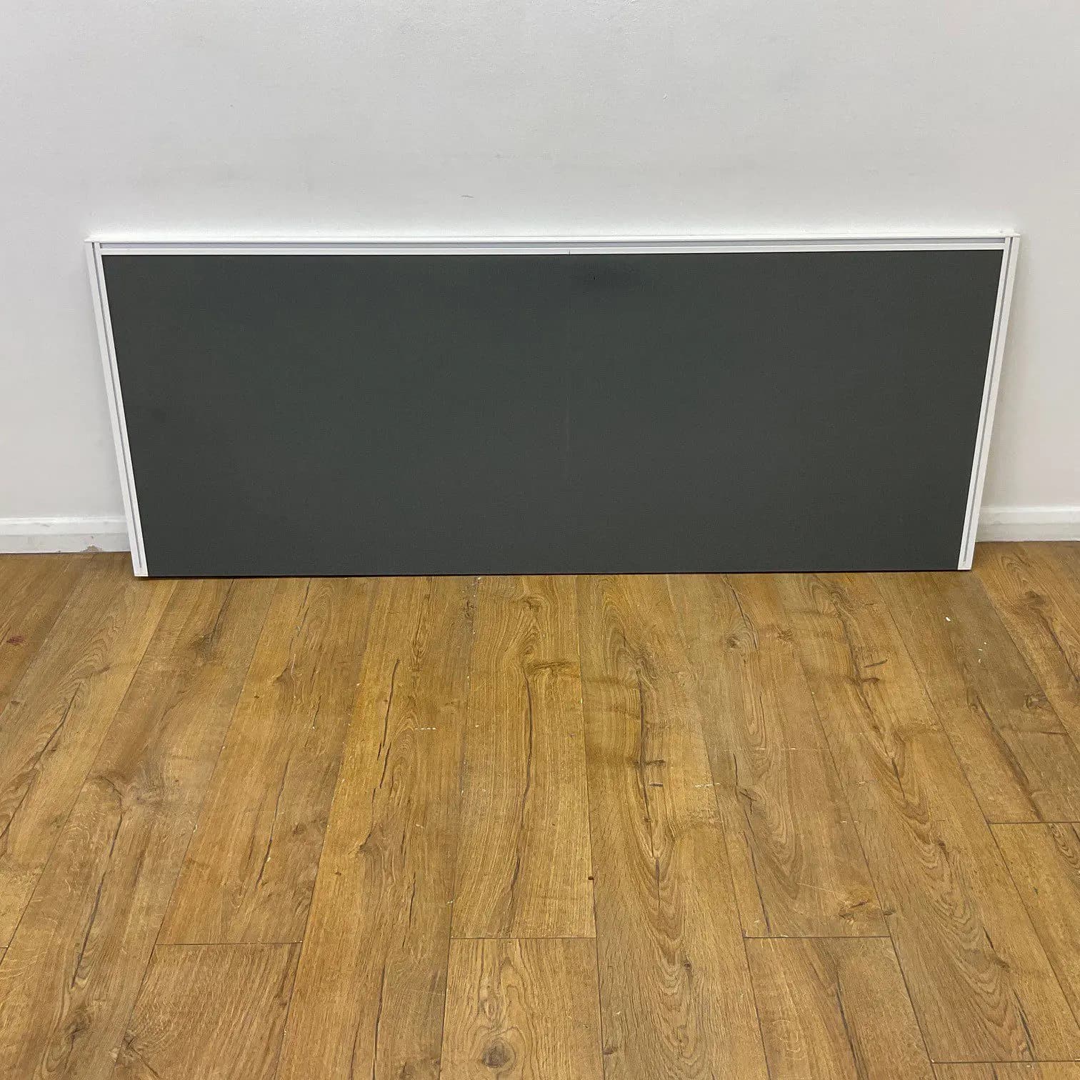 Dark Grey 1600mm Desktop Screen