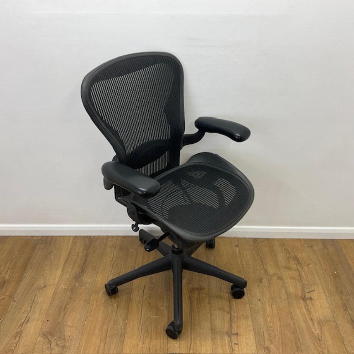 Herman Miller Aeron Size B Operator Chair