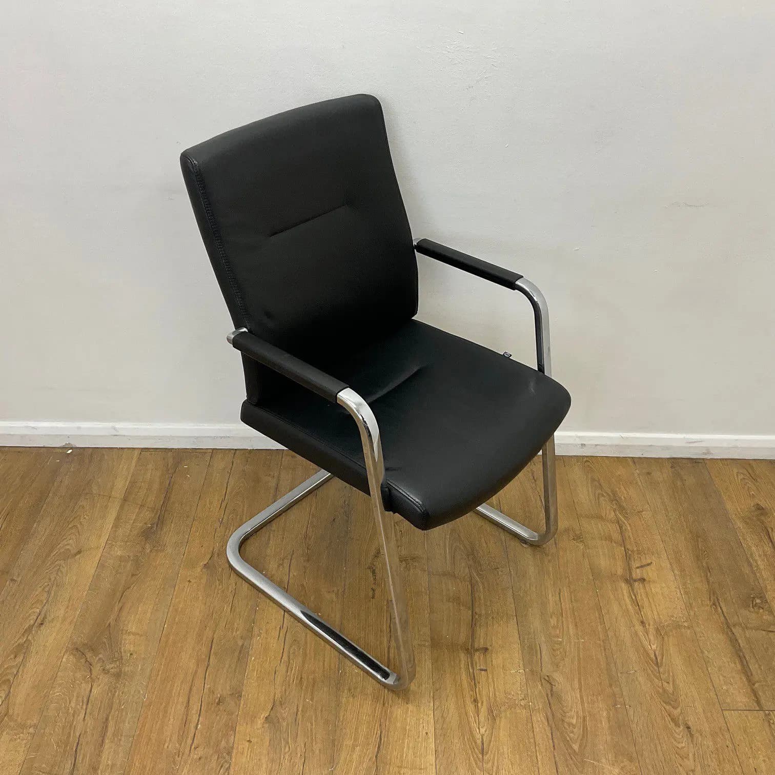 Black Task Leather Meeting Chair