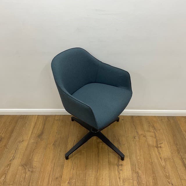 Blue Vitra Softshell Multipurpose Chair