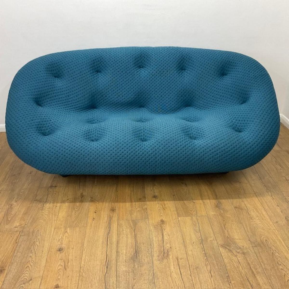 Linge Roset Ploum Blue Reception Sofa