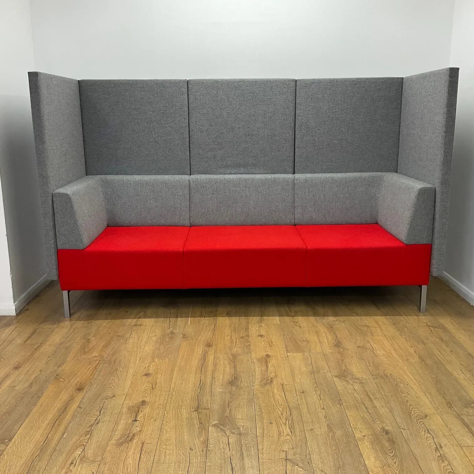 Red & Grey Booth Seating