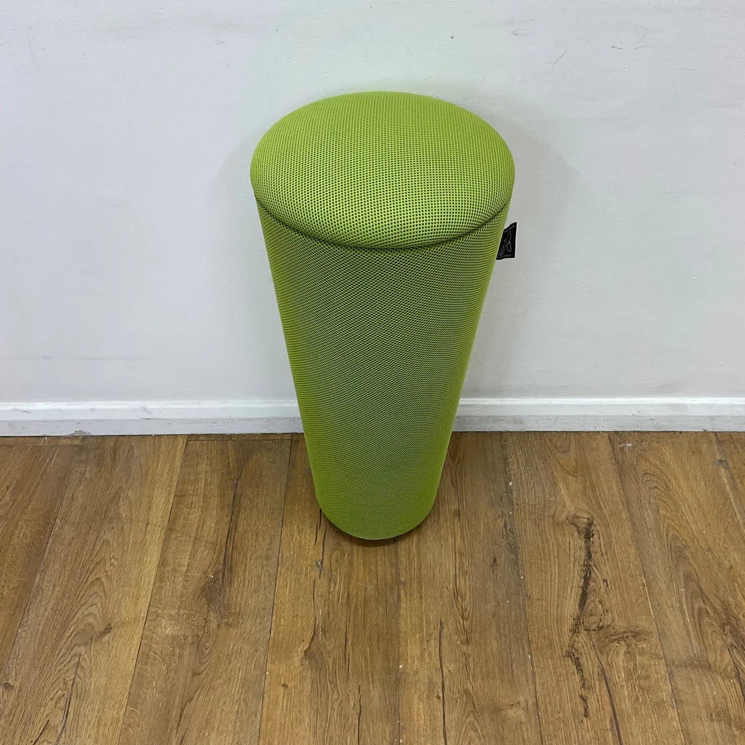 Green Wilkhahn Stand-Up Stool
