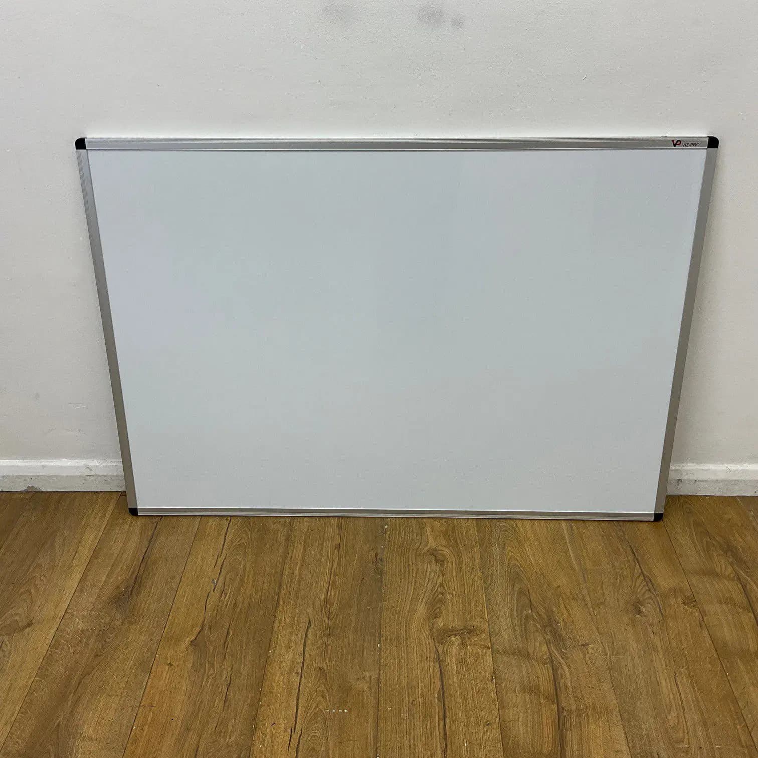1100 x 760mm Whiteboard