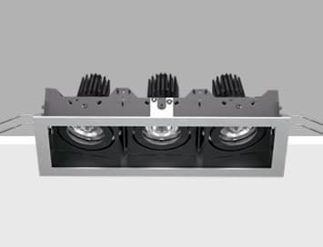 iGuzzini - 3.P930.701.0.06.L100