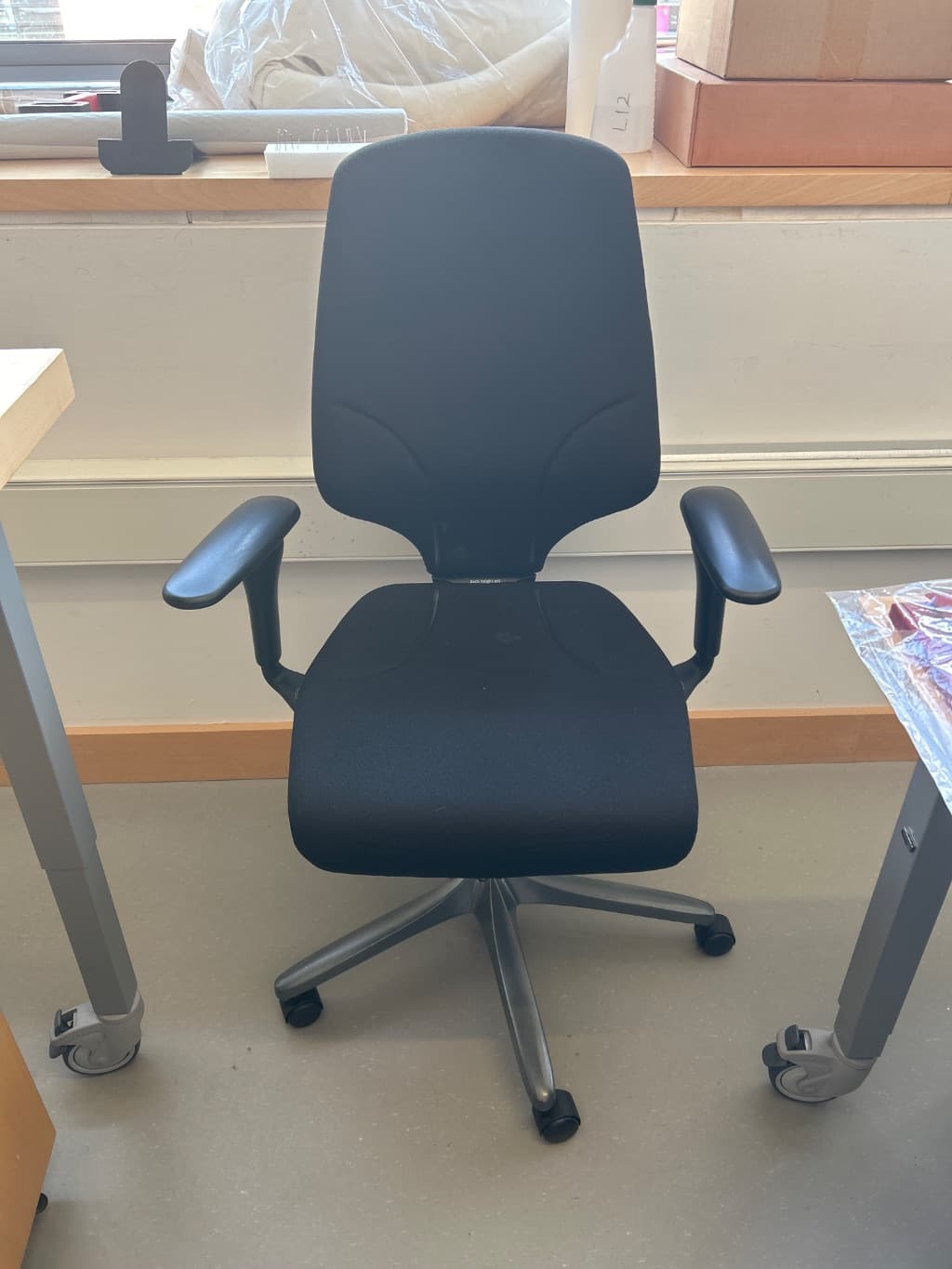 Swivel Office Task Chair