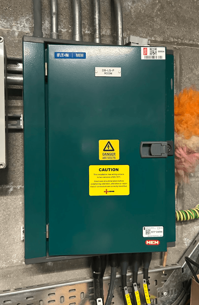 Electrical Distribution Board (mem/eaton Metal Enclosure)