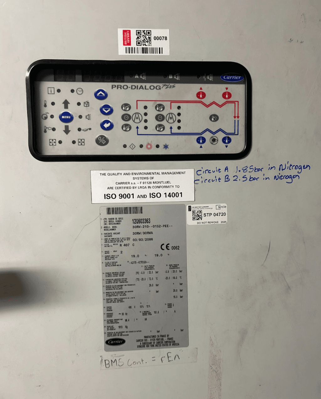 Carrier Water Chiller (packaged Chiller Unit)